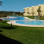 Luxo E Sossego Αλμπουφέιρα