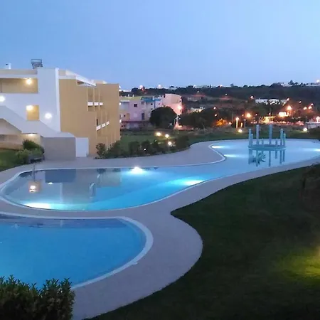 Luxo E Sossego شقة